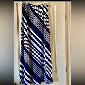 Susan Graver Liquid Knit Maxi-Skirt. Navy/White X-Large Petite.